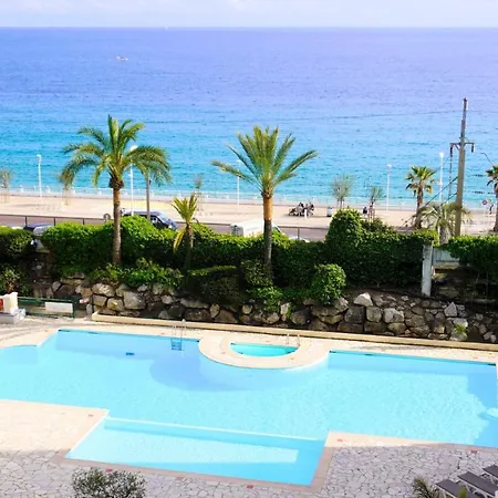 556, Vue Et Piscine By Palmazur Apartment