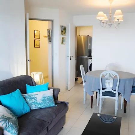 Apartment 556, Vue Et Piscine By Palmazur Cannes