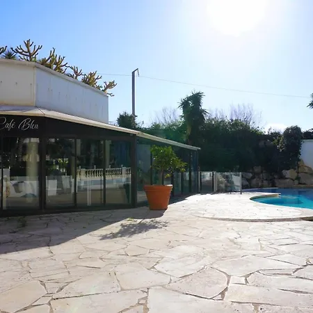 556, Vue Et Piscine By Palmazur Cannes