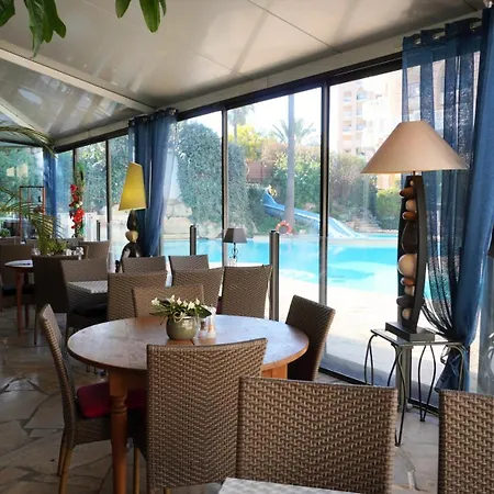 556, Vue Et Piscine By Palmazur Apartment